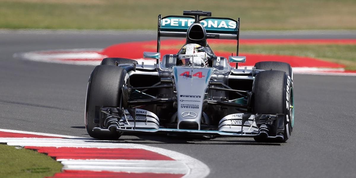 F1: Hamilton víťazom domácej Veľkej ceny Británie