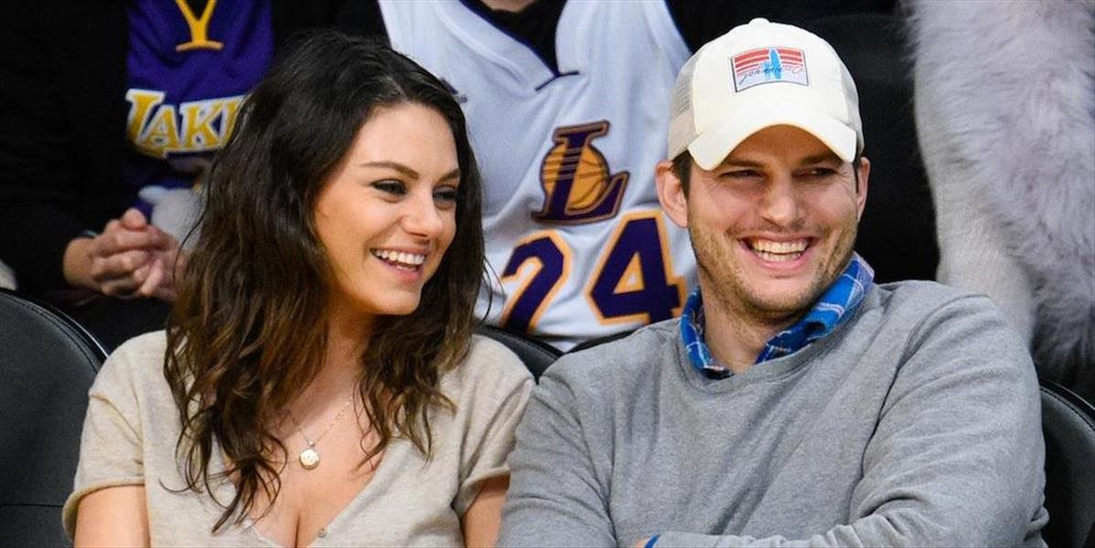 Herecký pár Ashton Kutcher a Mila Kunis sú manželia