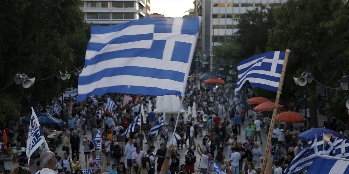 Grécko bude musieť tlačiť vlastné peniaze a môže padnúť aj vláda