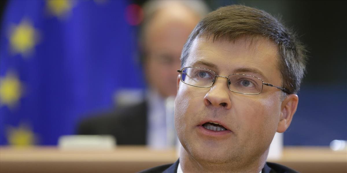 Zotrvanie Grécka v eurozóne podľa Dombrovskisa záleží od jeho správania