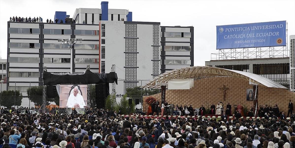 Pápež celebroval omšu v Ekvádore pred takmer miliónom veriacich