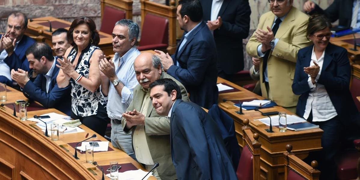 Grécky parlament dá vláde mandát rokovať o uzavretí dohody
