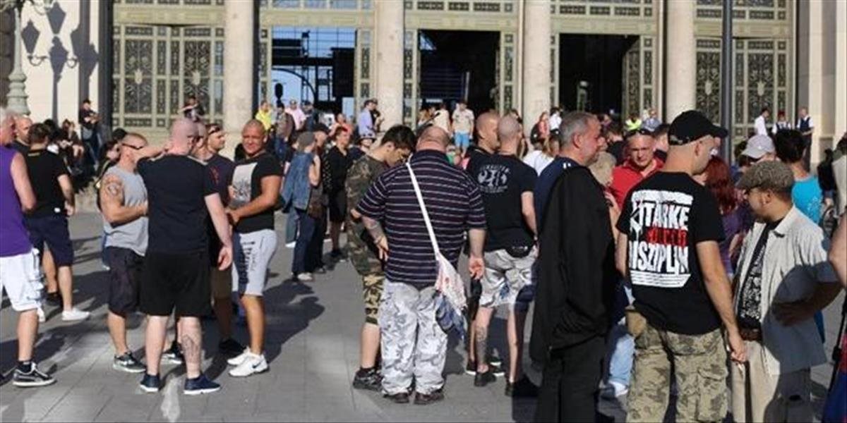 Extrémisti HVIM protestovali v Budapešti proti vlne ilegálnej migrácie