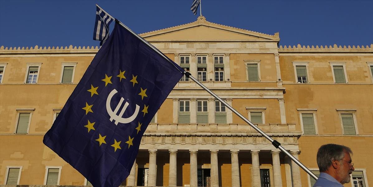 Drvivá väčšia Grékov si želá euro