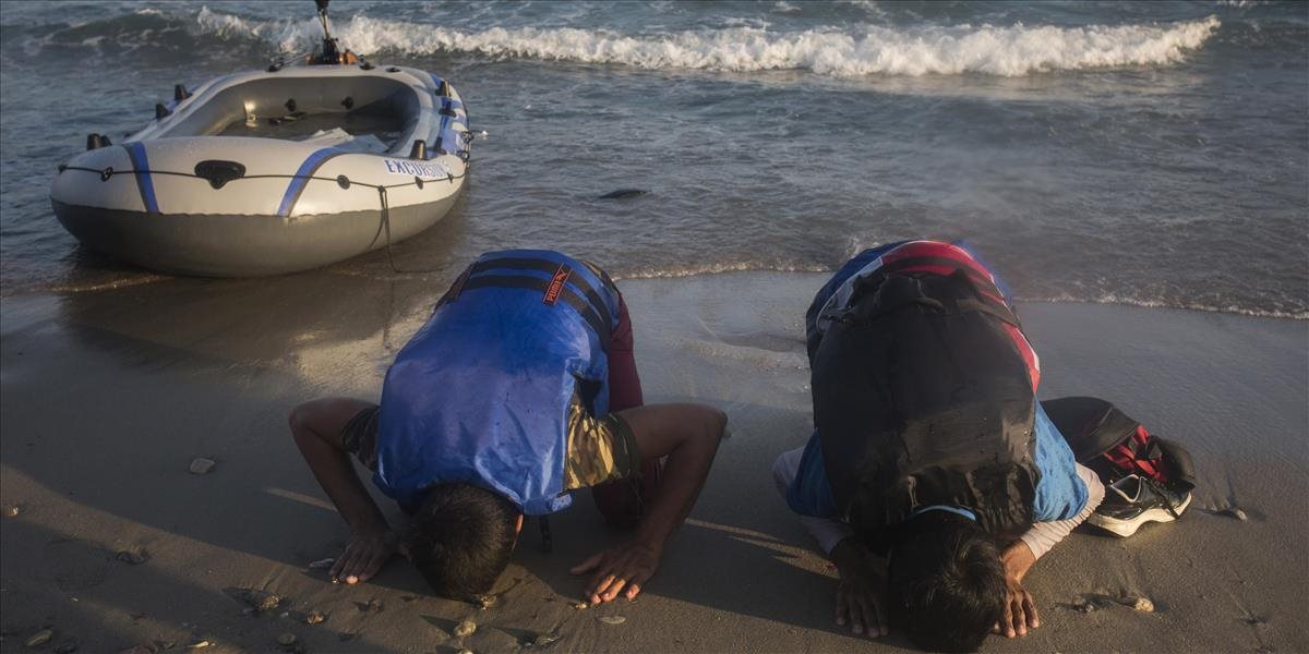 Pri pokuse dostať sa na člne do Grécka zahynulo šesť sýrskych utečencov