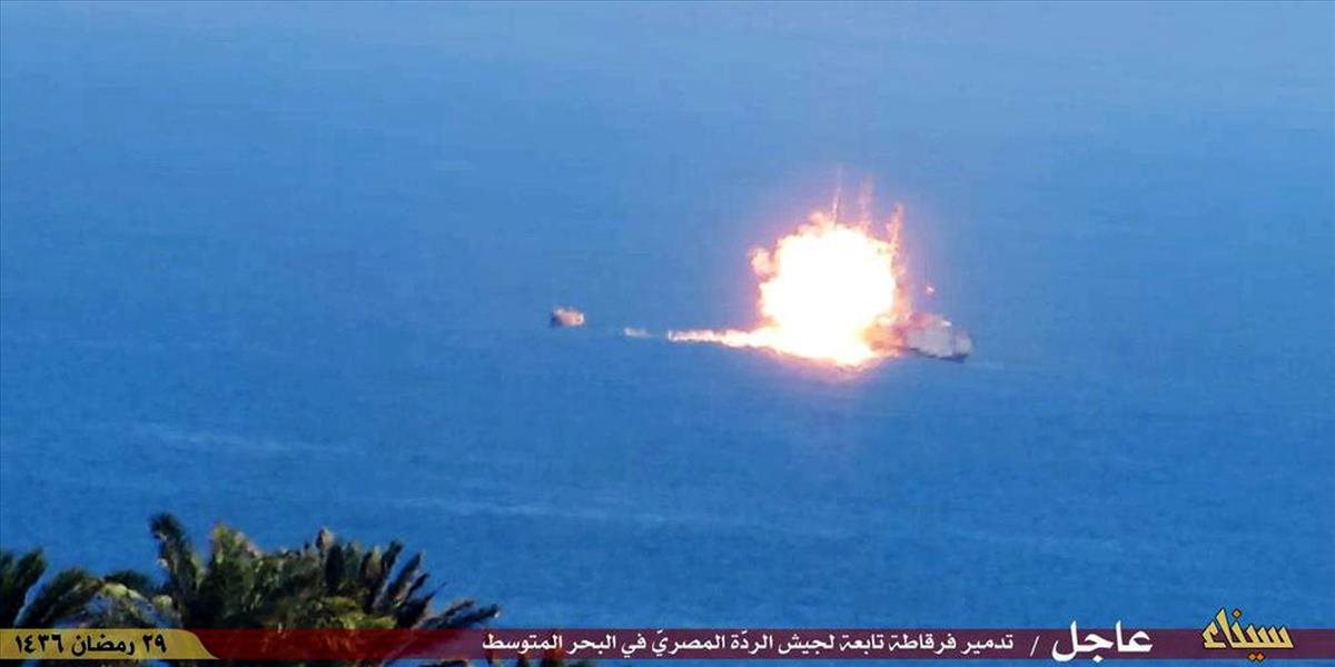 VIDEO Prvý útok Islamského štátu na mori: Zaútočili na loď egyptského námorníctva