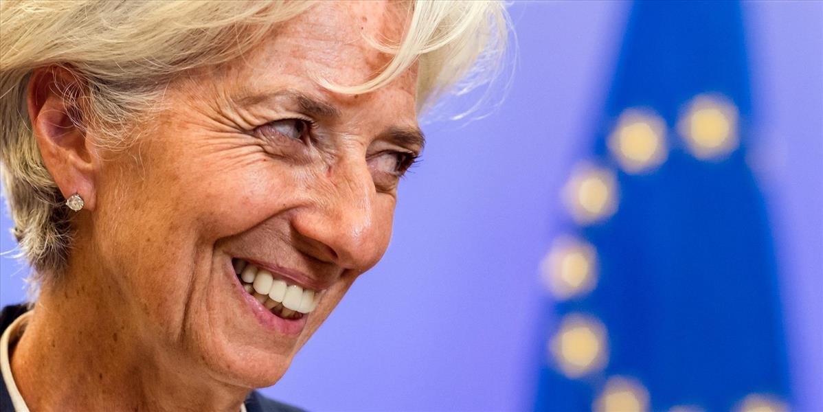 Šéfka MMF Lagardeová trvá na tom, že Grécko potrebuje reštrukturalizáciu dlhu