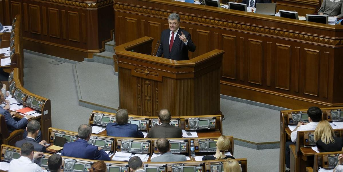 Ukrajinský parlament schválil komunálne voľby v októbri