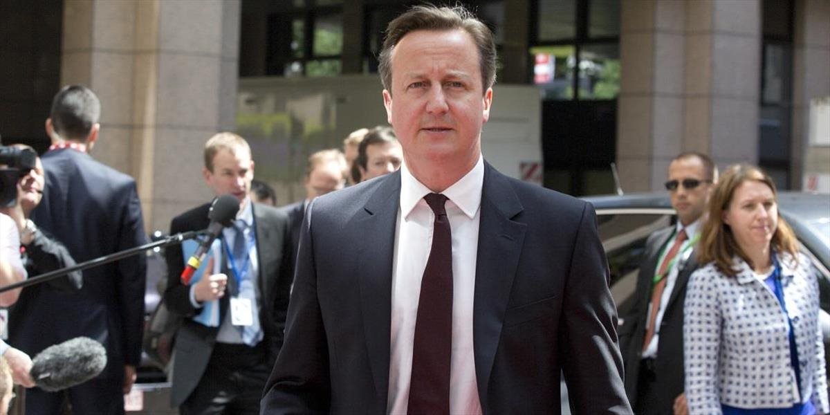 Cameron zvažuje zvýšenie úlohy Británie v boji proti Islamskému štátu v Sýrii