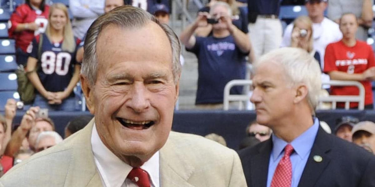 Exprezidenta Georgea H. W. Busha prepustili z nemocnice