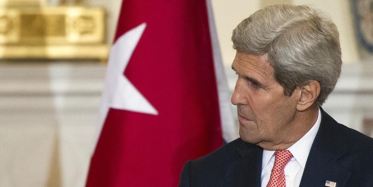 Kerry: Výroky Chameneího o vzdorovaní USA sú veľmi znepokojujúce