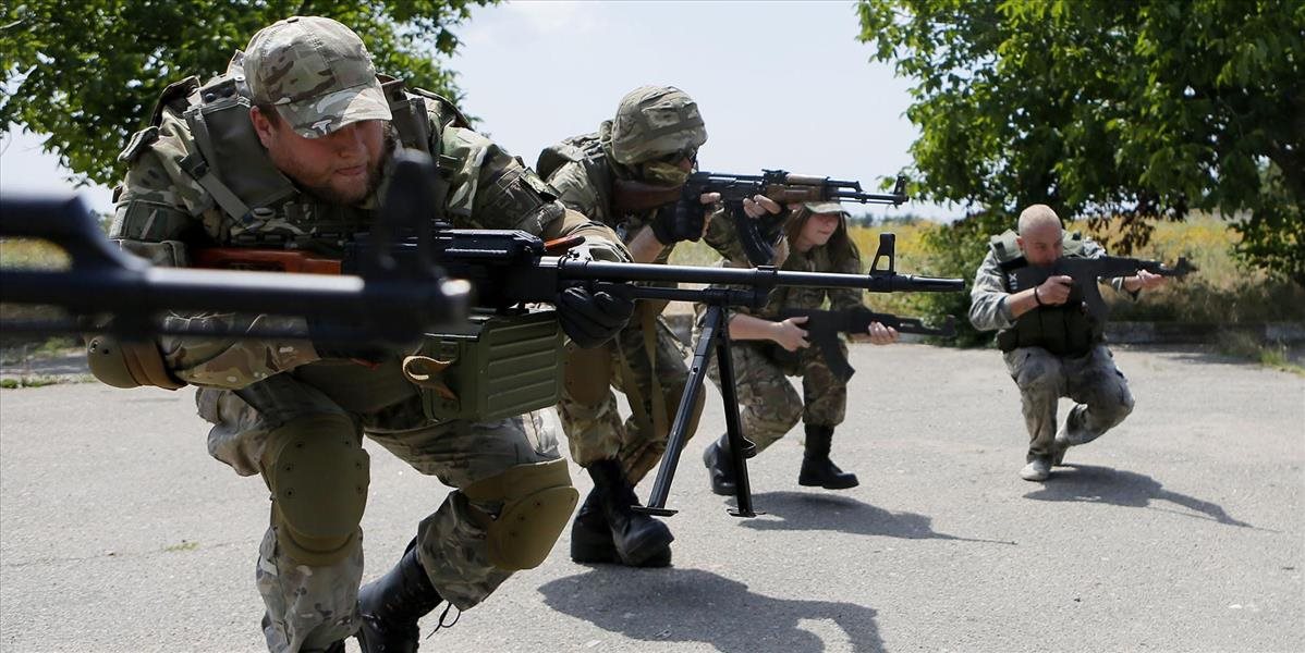 Donecká ľudová republika stiahla z frontu 150 kusov zbraní s kalibrom do 100 mm