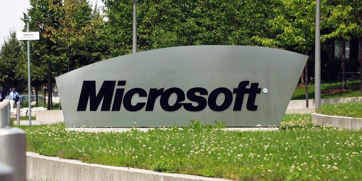 Microsoft vykázal v 4. kvartáli 2014/2015 najväčšiu stratu v histórii firmy