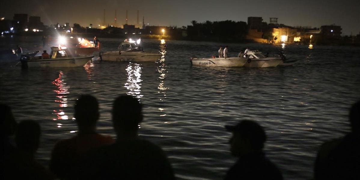 Pri zrážke lodí na Níle neďaleko Káhiry zahynulo najmenej 15 ľudí