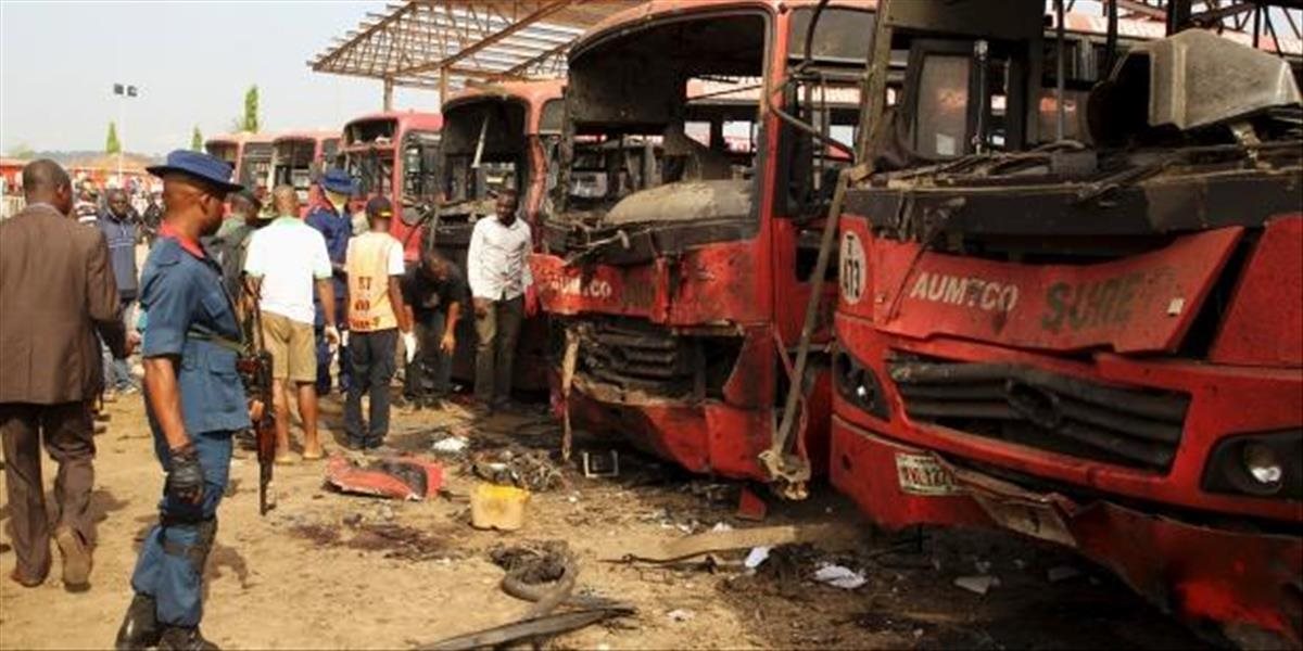 V Nigérii vybuchli bomby na dvoch autobusových staniciach, zahynuli desiatky ľudí