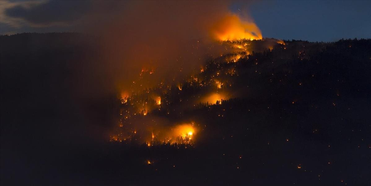 Hasiči v Bosne i Chorvátsku naďalej bojujú s lesnými požiarmi
