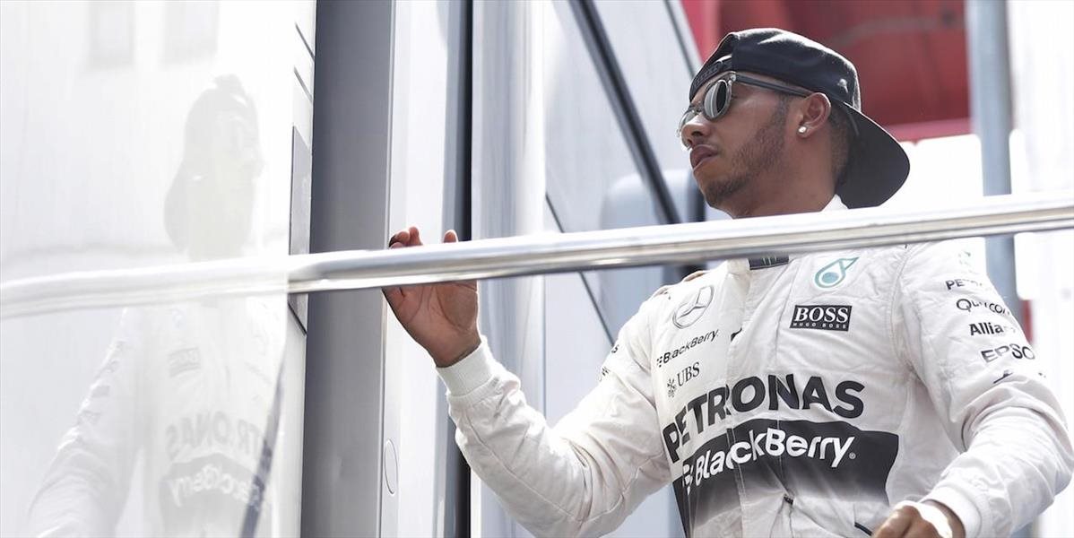 F1: Hamilton víťazom úvodného tréningu pred VC Maďarska