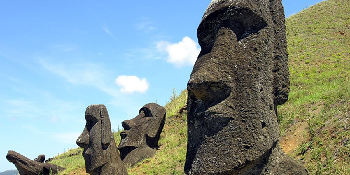 Kamenné hlavy na Veľkonočnom ostrove majú aj telá