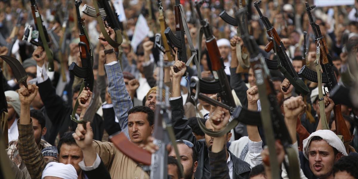 Jemenskí povstalci odmietli päťdňové prímerie vyhlásené Saudskou Arábiou