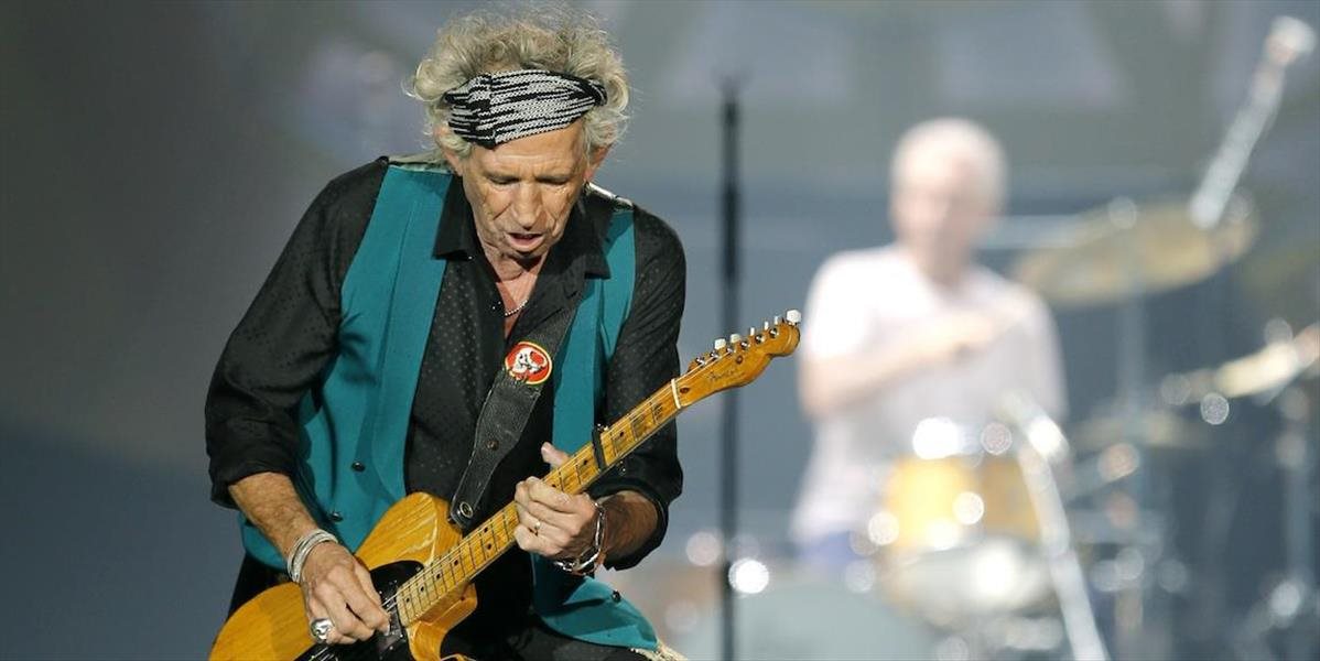 Gitarista The Rolling Stones Keith Richards stále fajčí marihuanu