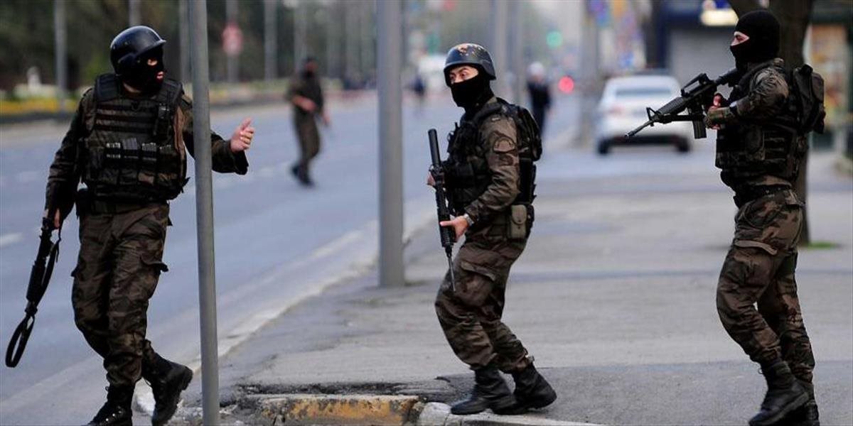Turecká polícia zatkla vyše 1000 militantov vrátane cudzincov