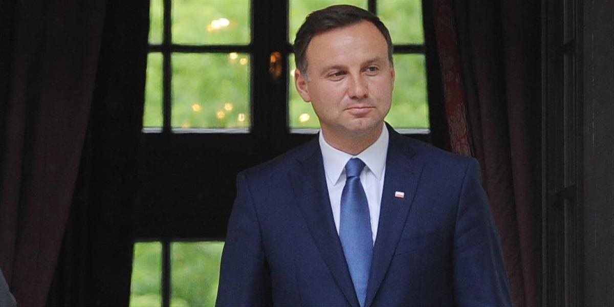 Budúci poľský prezident presadzuje trvalú prítomnosť vojsk NATO