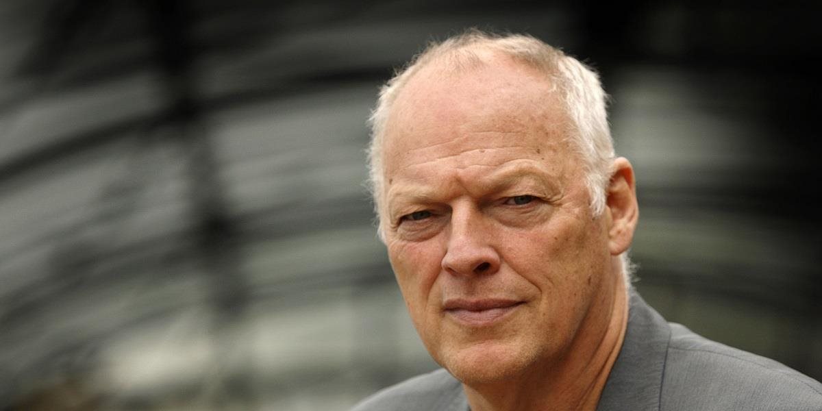 David Gilmour zverejnil video k piesni Rattle That Lock