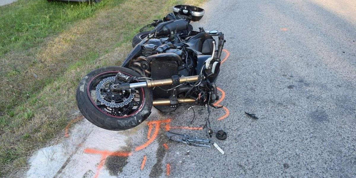 Pri dopravnej nehode zahynul motocyklista