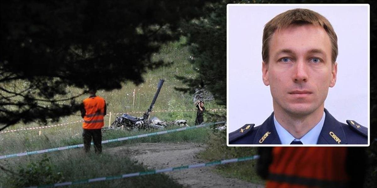 Pilotovi, ktorý zahynul pri páde vojenského vrtuľníka, udelili in memoriam zlatú vojenskú medailu