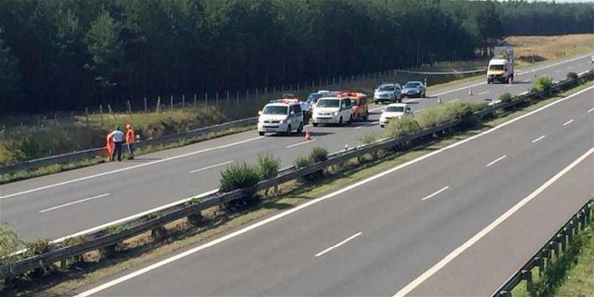Tragická nehoda na D2: V aute zahynul Macedónec, diaľnica pri Malackách je už prejazdná