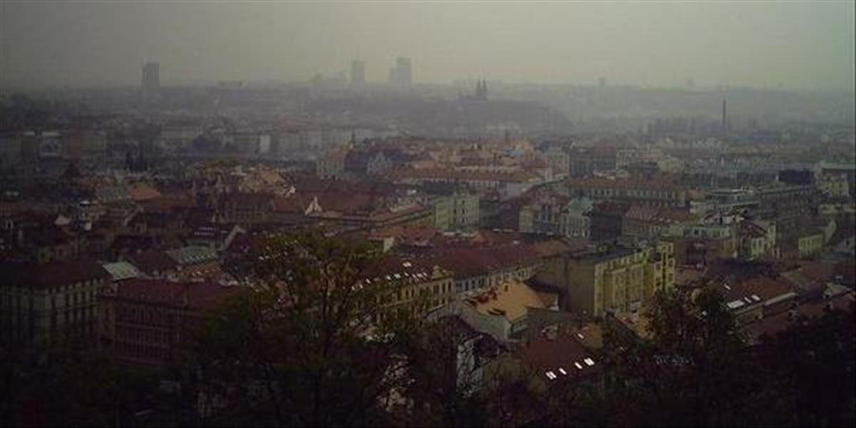 V Prahe a v častiach Moravskosliezskeho kraja vyhlásili smogovú situáciu