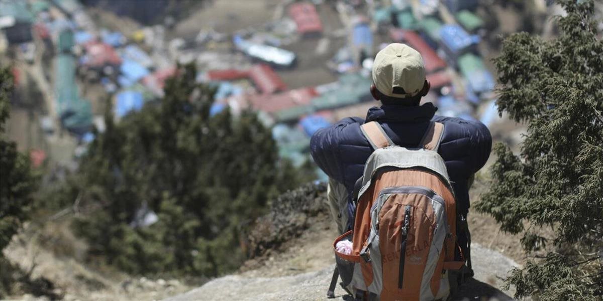 Aprílové zemetrasenie v Nepále poškodilo 4 úseky trekkingovej trasy na Everest