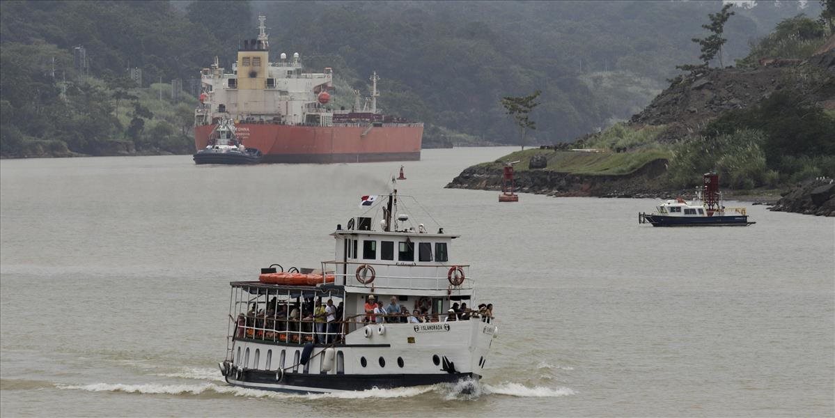 Správa Panamského prieplavu obmedzuje plavbu lodí s veľkým ponorom