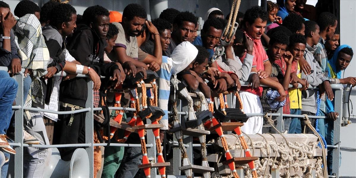 Na gréckom pobreží pristála ďalšia vlna utečencov, v šiestich lodiach ich bolo vyše 150