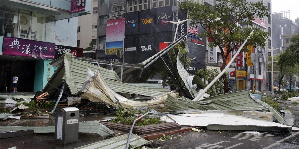 FOTO Na východe Číne zabíjal tajfún Soudelor, počasie si vyžiadalo už 21 obetí