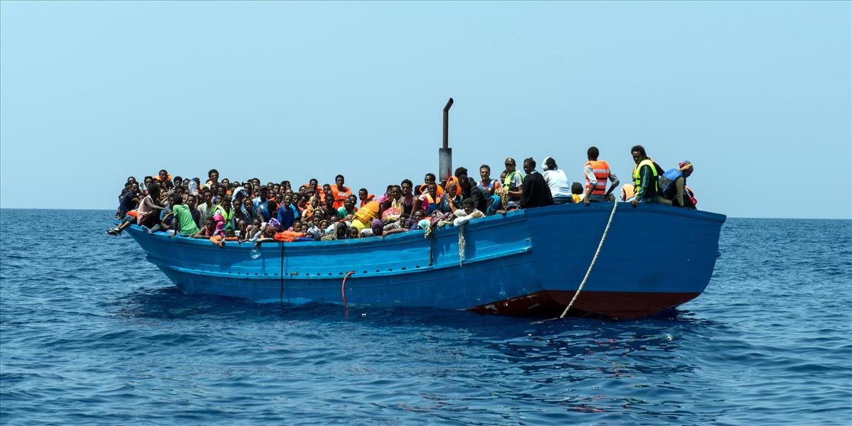 Za jediný deň v Stredozemnom mori zachránili viac ako 1550 migrantov