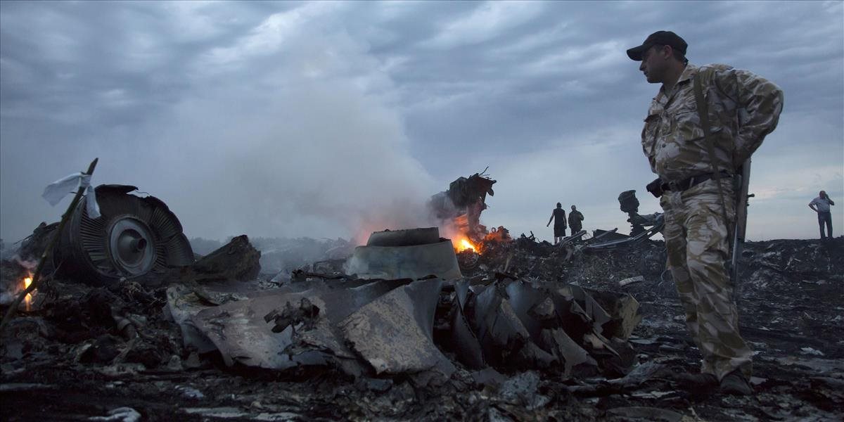 Fragmenty z miesta havárie letu MH17 na Ukrajine môžu pochádzať zo systému BUK