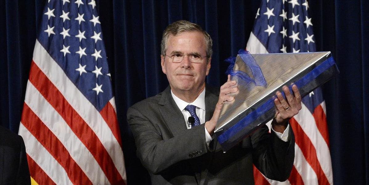 Jeb Bush obvinil Clintonovú, že môže za vzostup Islamského štátu