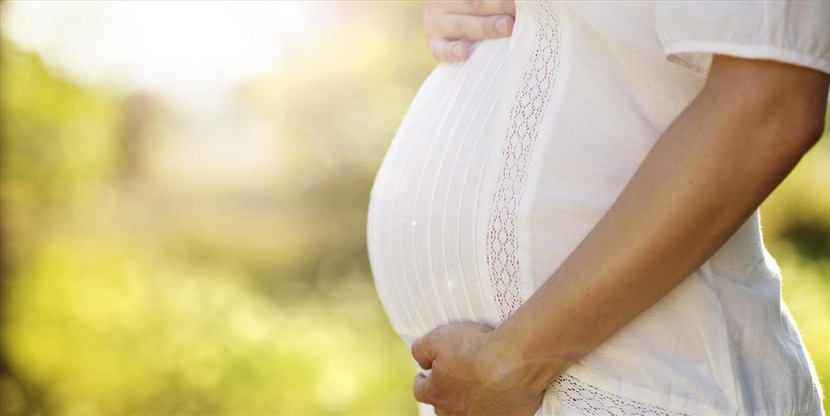 Viac ako tretina Sloveniek mala vlani rizikové tehotenstvo