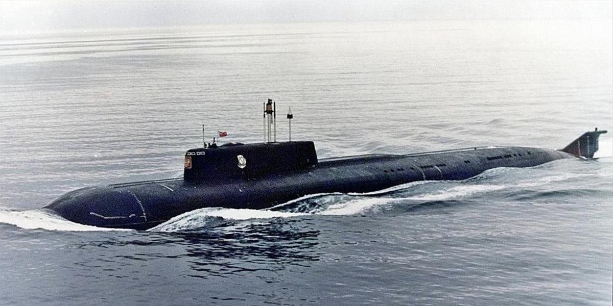 Rusko si pripomenulo a uctilo obete potopenia ponorky Kursk spred 15 rokov
