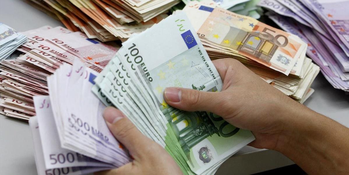 Slováci mali ku koncu 1. polroka v bankách uložených takmer 27 mld.eur