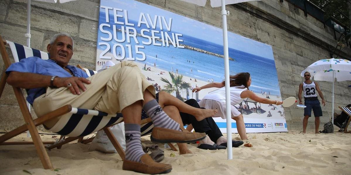 Akciu na mestskej pláži v Paríži na počesť Tel Avivu strážia stovky policajtov