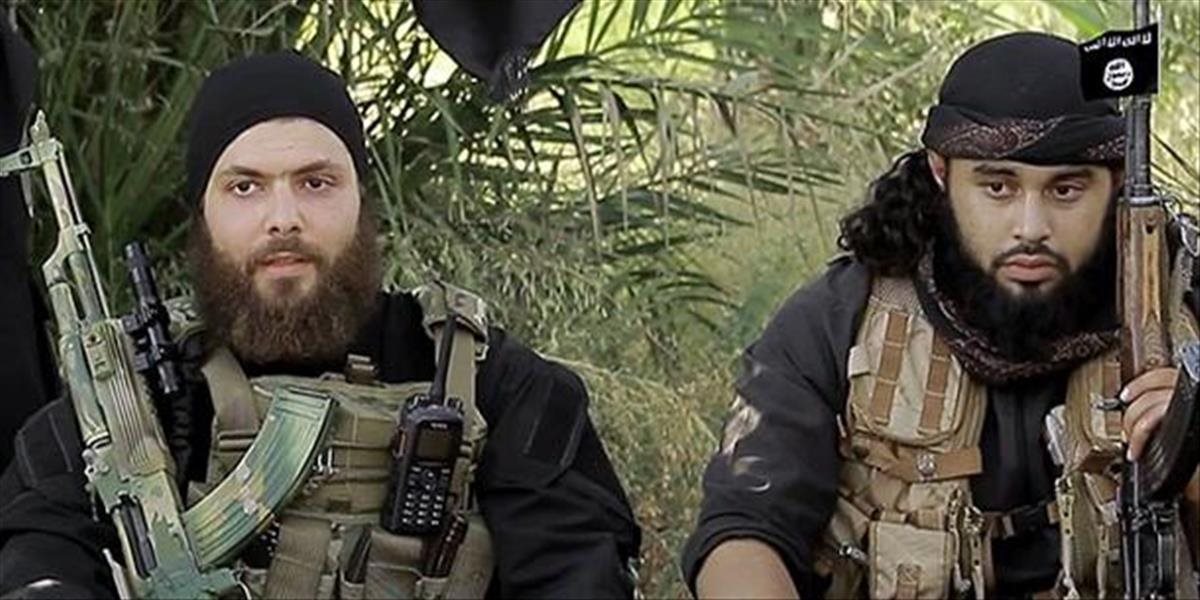 Na videozázname IS popravujú sýrskych vojakov Nemec a Rakúšan