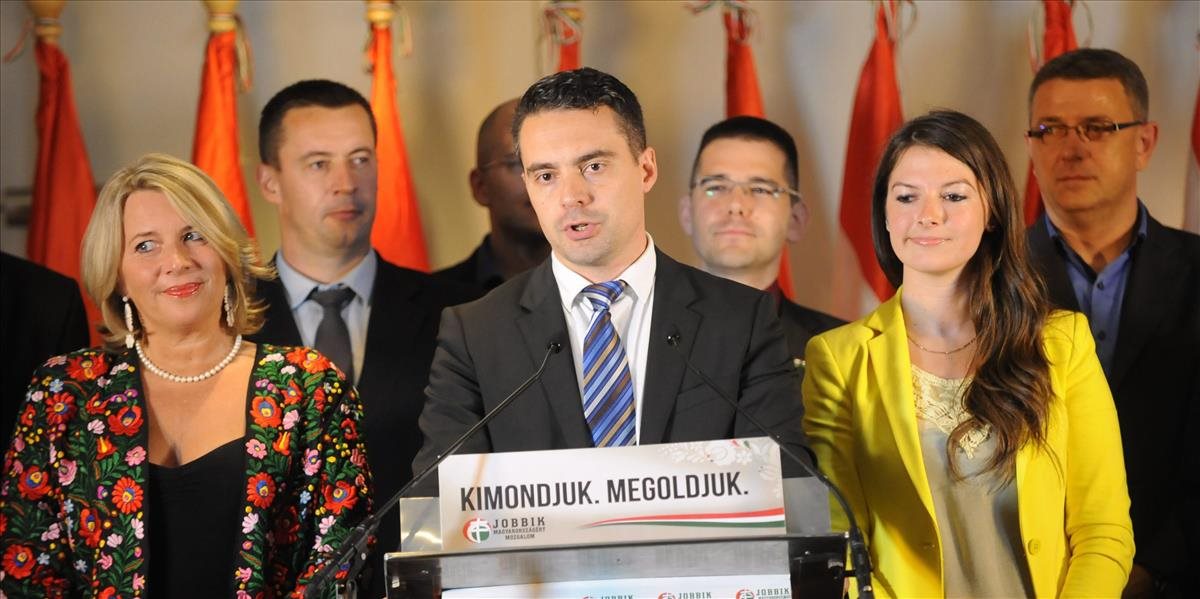 Jobbik by spojil výstavbu táborov pre utečencov s referendom