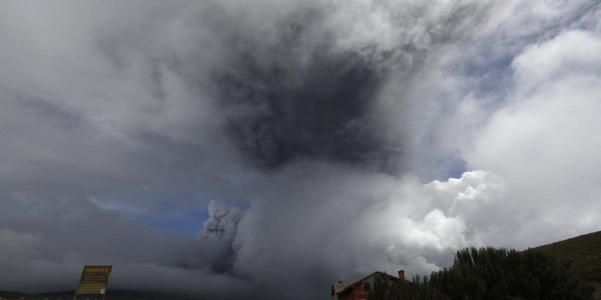 Výbuch ekvádorskej sopky Cotopaxi by ohrozil približne 325-tisíc obyvateľov