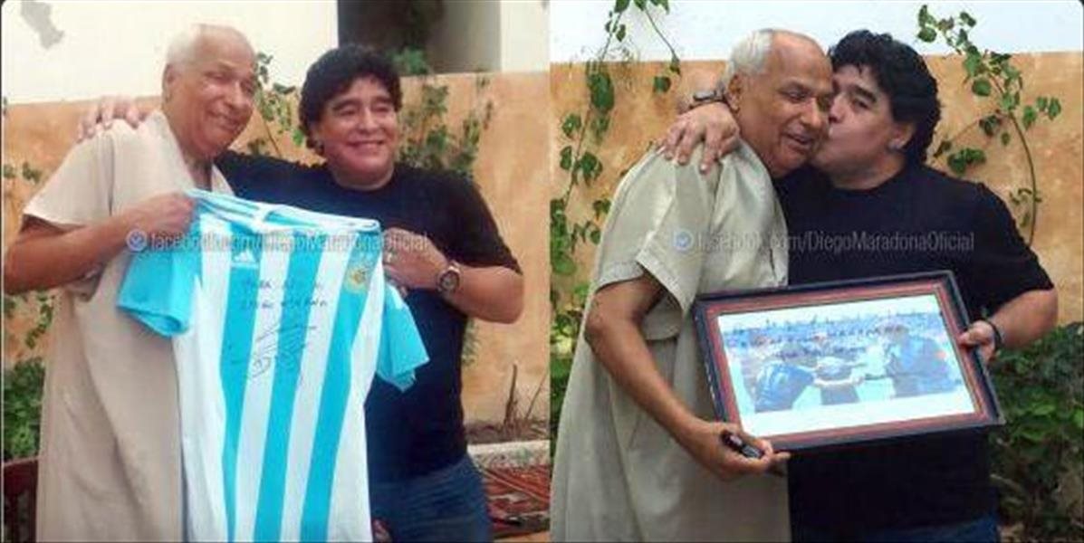Maradona sa stretol s rozhodcom, ktorý uznal jeho "Božiu ruku"