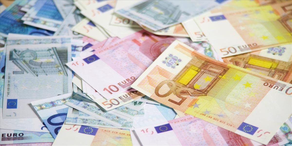 Euro pokračuje v posilňovaní, jeho kurz sa blíži k 1,13 USD/EUR
