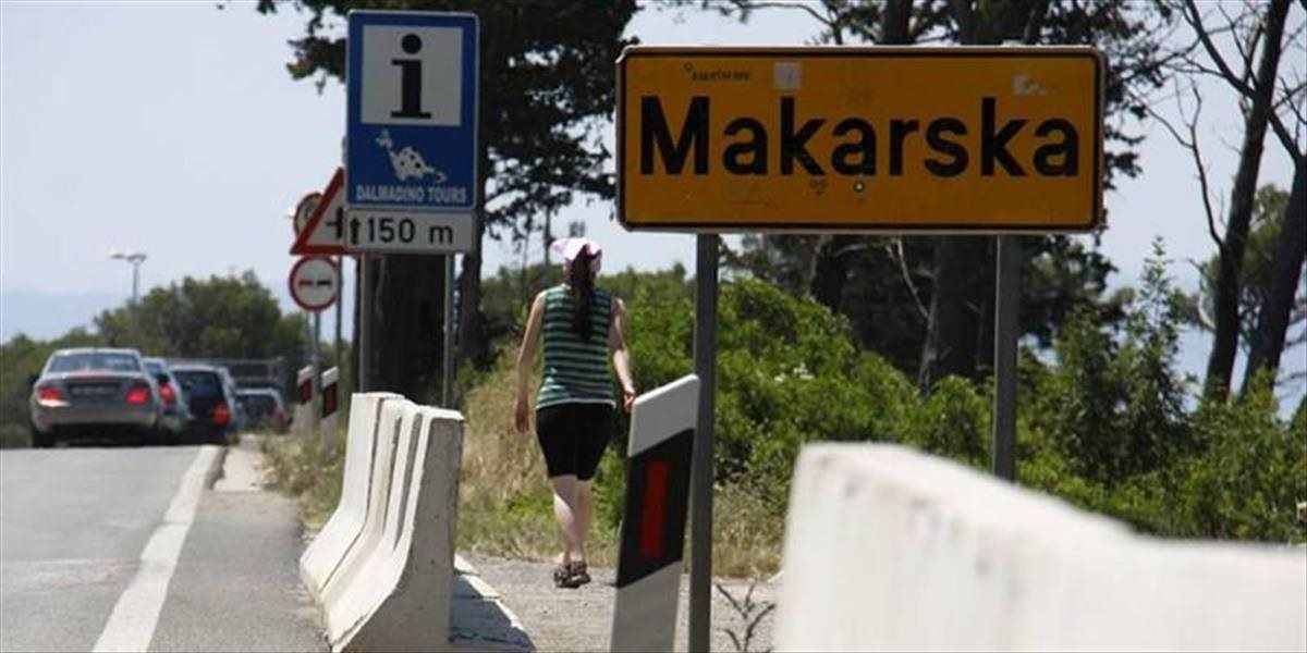 Mesto Makarska zakázalo pri cestách reklamy s ponukou voľných izieb
