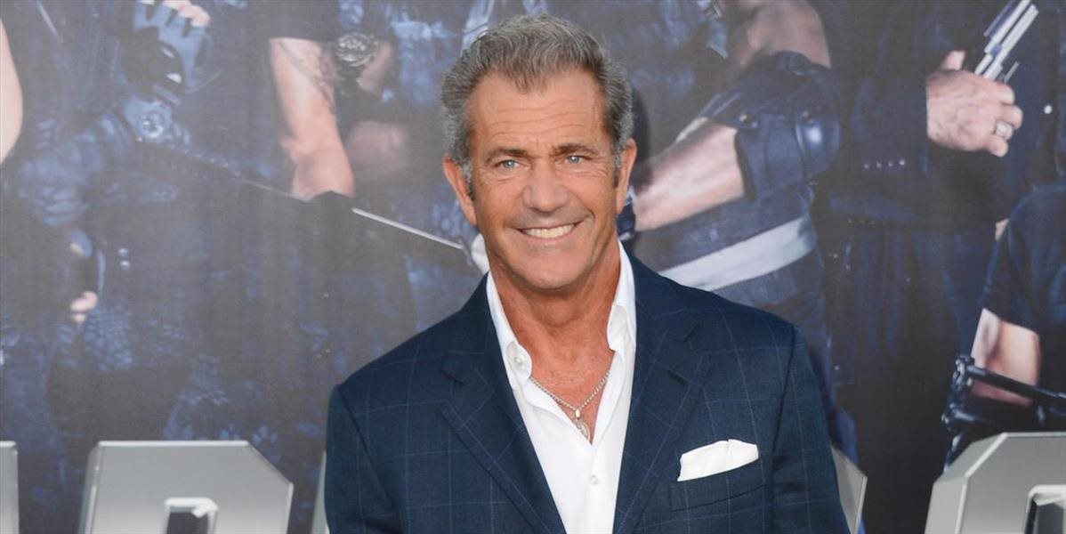 Fotografka obvinila Mel Gibsona, že ju slovne i fyzicky napadol
