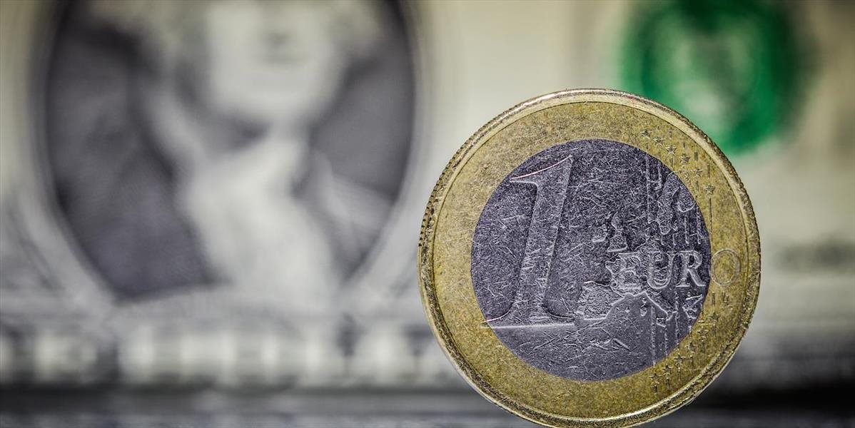 Euro voči doláru stúplo na 6,5-mesačné maximum